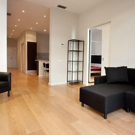 Spacious And Modern شقة برشلونة