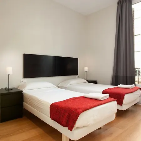 Spacious And Modern شقة *