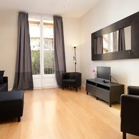شقة Spacious And Modern برشلونة